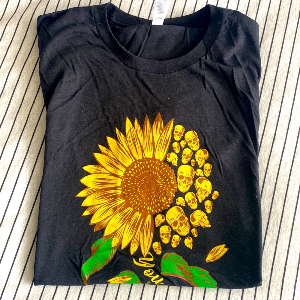 Unisex Short Sleeves Tshirt| Size L